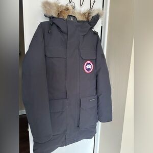 Authentic Canada Goose Men’s Expedition Parka size S great condition